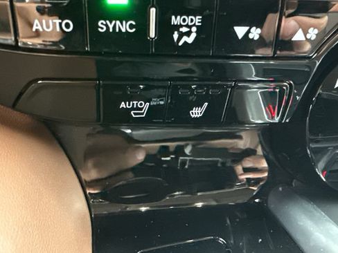 Certified 2023 Acura MDX w/ Technology Package AWD/4WD image 25