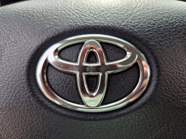 Used 2020 Toyota Tundra SR5 w/ SX Package AWD/4WD image 31