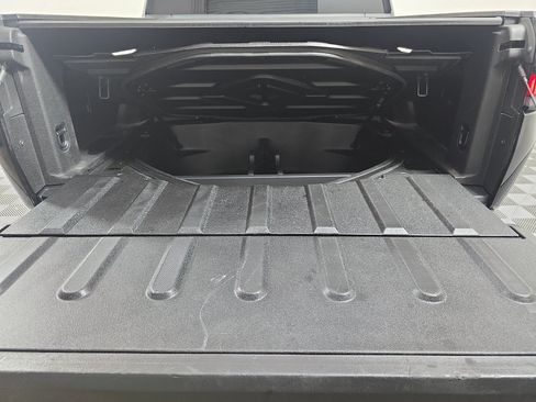 Used 2024 Rivian R1T Adventure AWD/4WD image 15