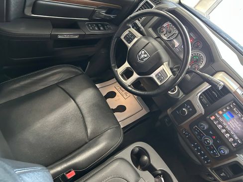 Used 2016 RAM 2500 Laramie w/ Convenience Group AWD/4WD image 27