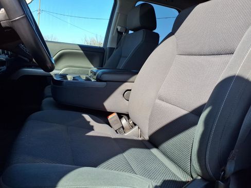 Used 2019 Chevrolet Silverado 1500 LT w/ All Star Edition image 3