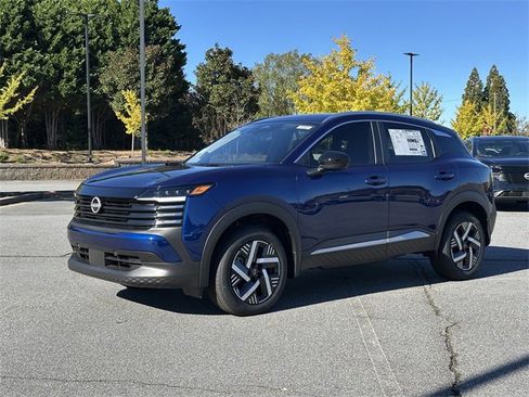 New 2026 Nissan Kicks SV image 3