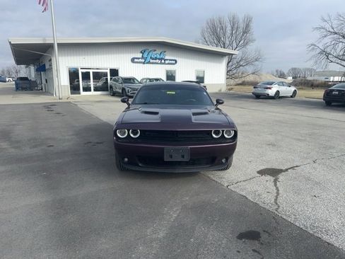 Used 2021 Dodge Challenger SXT w/ Plus Package image 3