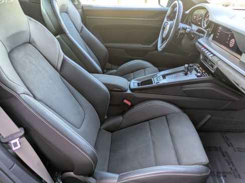 Certified 2023 Porsche 911 Targa 4 GTS image 33