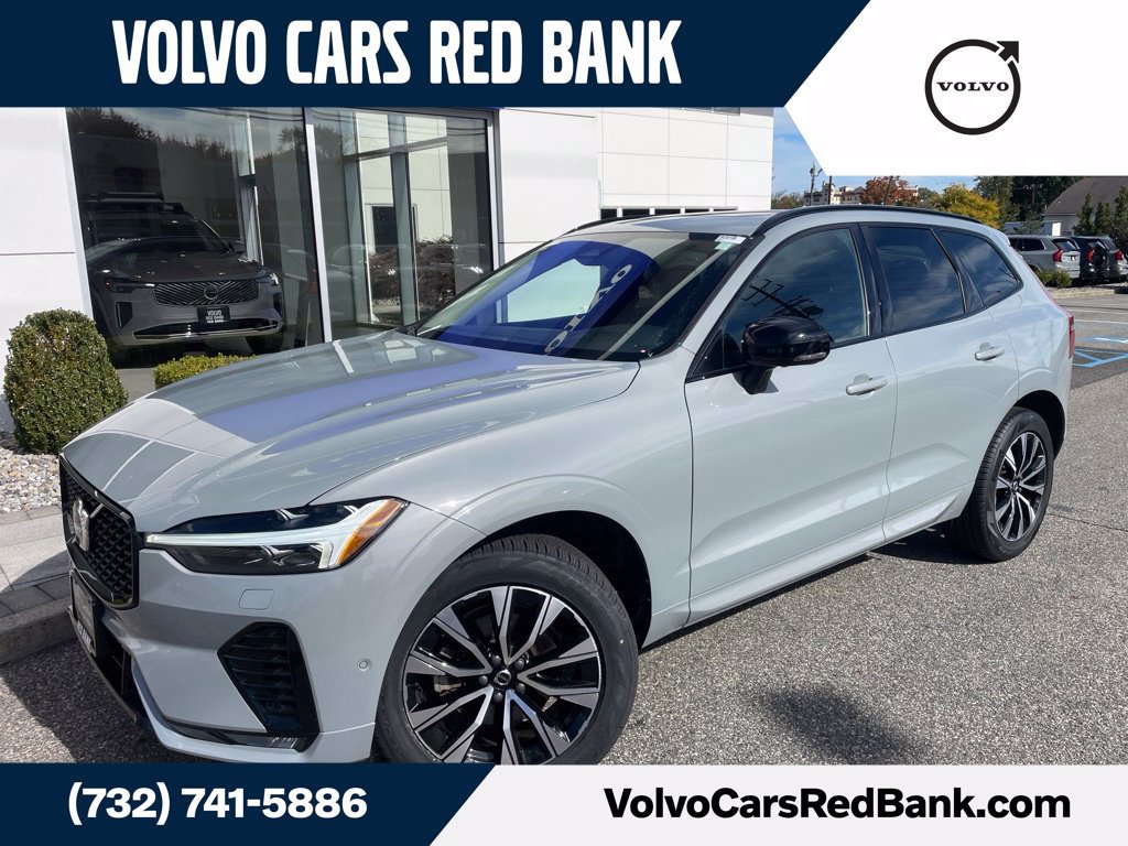 Certified 2024 Volvo XC60 B5 Plus w/ Climate Package AWD/4WD image 1