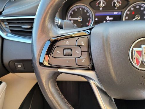Used 2023 Buick Enclave Essence image 32