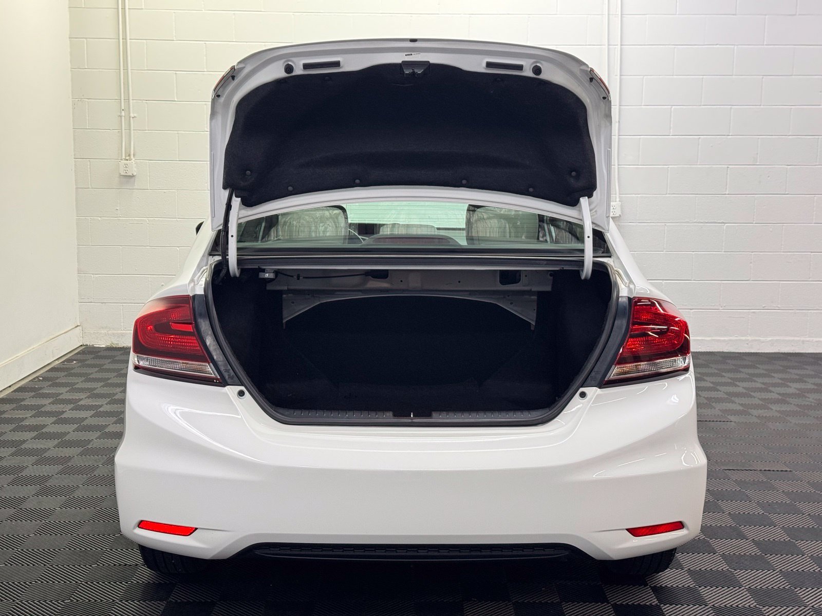 Used 2015 Honda Civic LX image 28