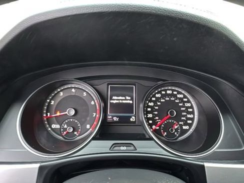 Used 2021 Volkswagen Atlas SE image 15