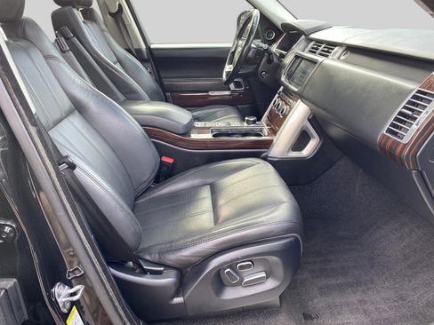 Used 2014 Land Rover Range Rover HSE image 16
