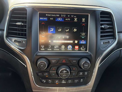 Used 2017 Jeep Grand Cherokee Limited w/ Luxury Group II RWD image 39