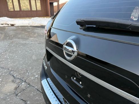 Used 2014 Nissan Rogue S image 24