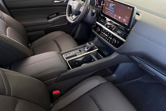 New 2026 Nissan Pathfinder SL w/ Cargo Package FWD image 19