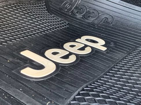 Used 2013 Jeep Wrangler Sport AWD/4WD image 10