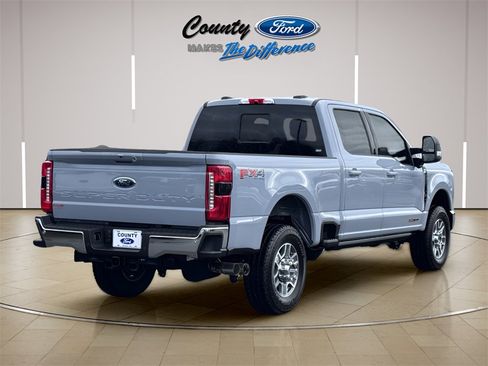 New 2026 Ford F250 Lariat w/ Lariat Ultimate Package image 26