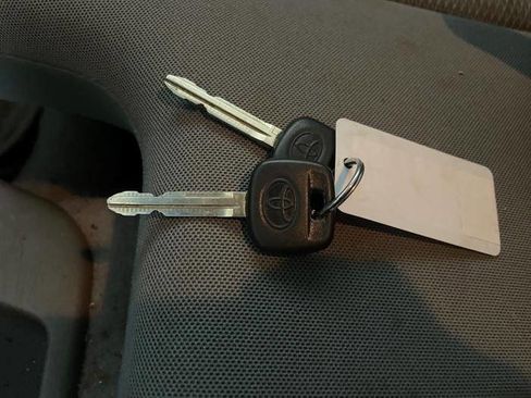 Used 2008 Toyota Tacoma Base 4x2 2dr Regular Cab 6.1 f image 39