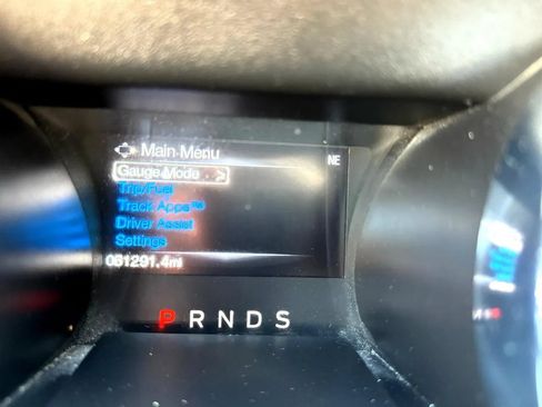 Used 2016 Ford Mustang Premium RWD image 15