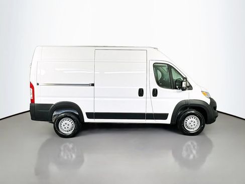 New 2026 RAM ProMaster 1500 w/ Convenience Group FWD image 8