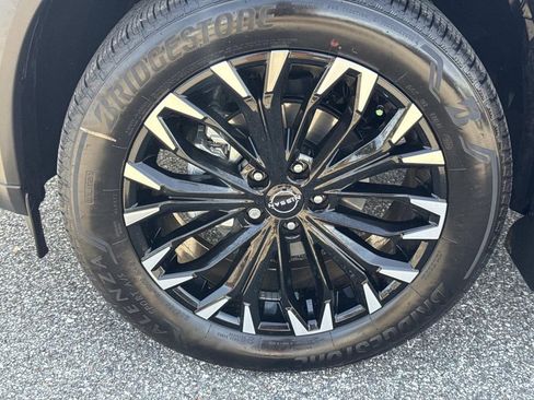 Used 2026 Nissan Rogue SV image 10