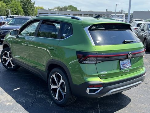 New 2026 Volkswagen Taos SEL AWD/4WD image 12