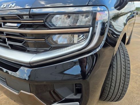 New 2027 Ford Expedition King Ranch RWD image 37