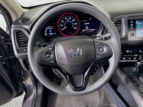 Used 2021 Honda HR-V EX image 11
