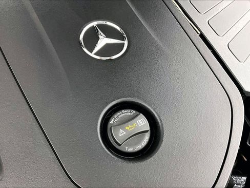New 2026 Mercedes-Benz C 300 Sedan image 17