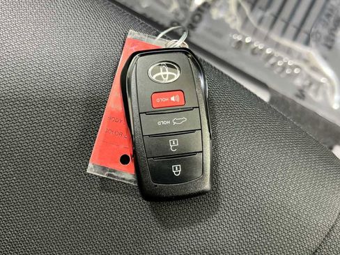 New 2024 Toyota Corolla LE image 31