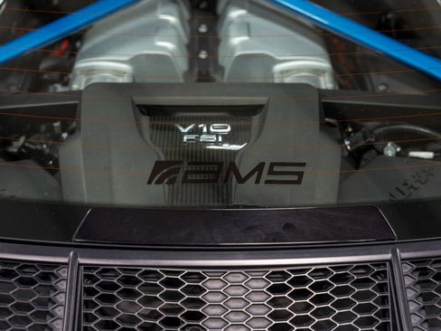 Used 2017 Audi R8 V10 plus w/ Full Leather Package image 73