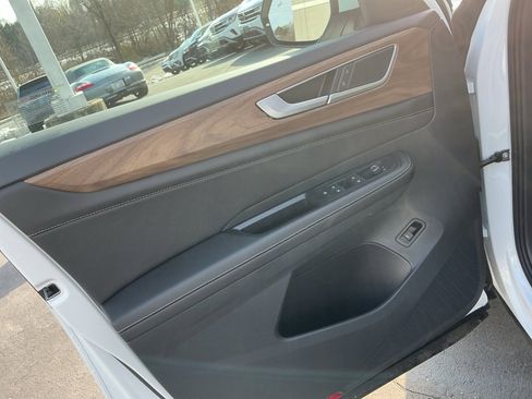 New 2026 Volkswagen Atlas SE AWD/4WD image 32
