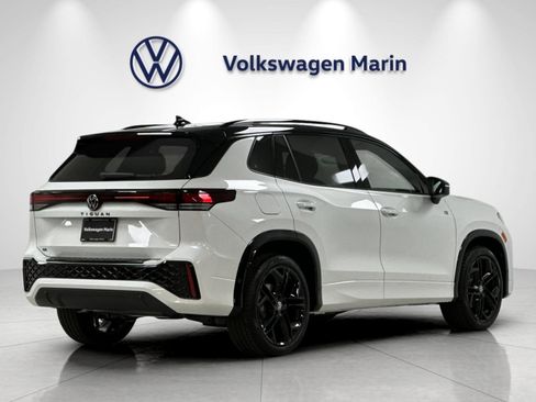 New 2026 Volkswagen Tiguan SE R-Line FWD image 5