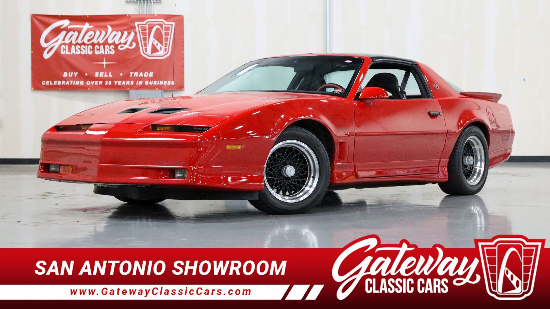 Used 1988 Pontiac Firebird Trans Am RWD image 1