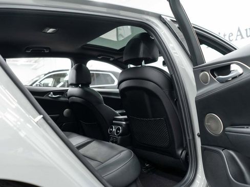 Used 2021 Kia Stinger GT1 image 13