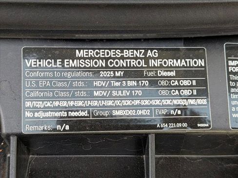 Used 2025 Mercedes-Benz Sprinter 2500 image 22