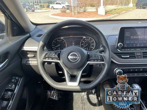 Used 2023 Nissan Altima 2.5 SR AWD/4WD image 16