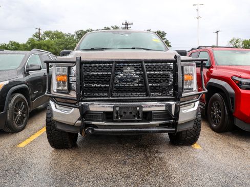 Used 2022 Ford F150 XLT w/ Equipment Group 302A High AWD/4WD image 4
