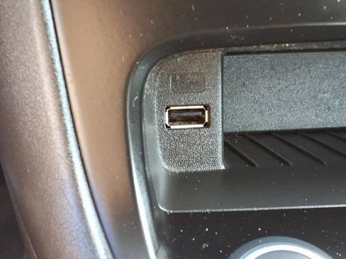Used 2015 Ford Focus SE w/ SE Ecoboost Package FWD image 22
