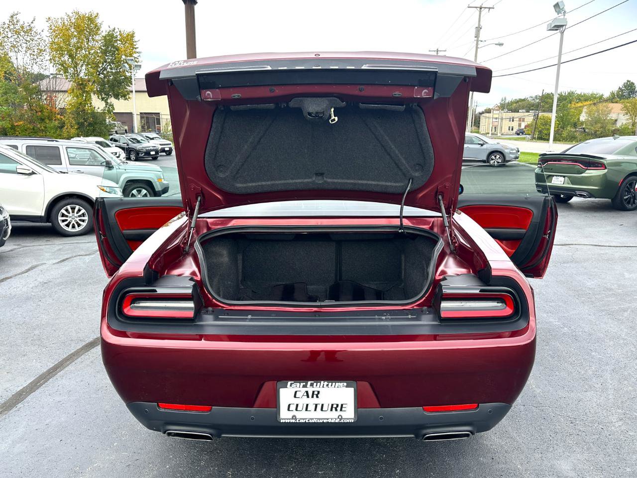 Used 2017 Dodge Challenger GT AWD/4WD image 32
