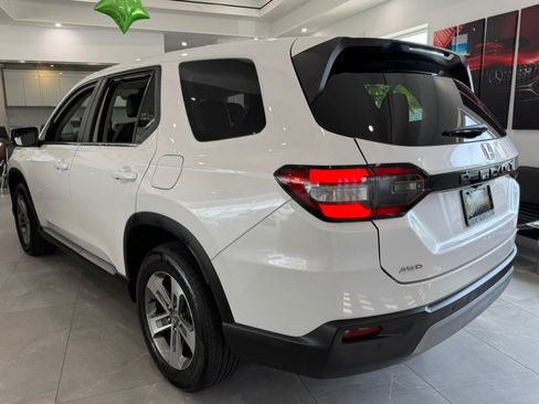 Used 2023 Honda Pilot EX-L image 5