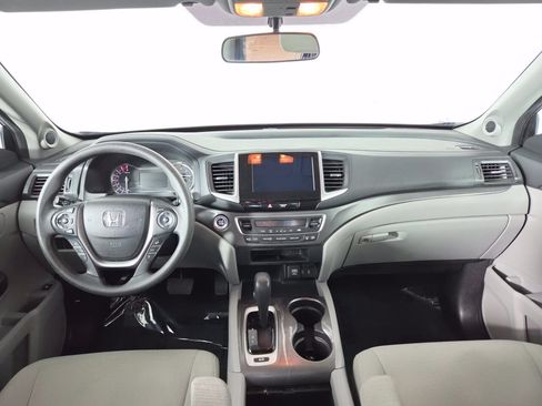 Used 2017 Honda Pilot EX image 23