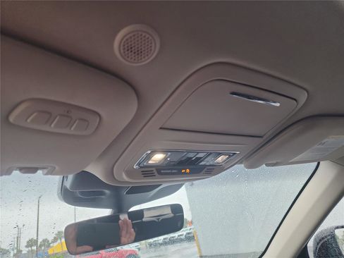 Certified 2021 Lincoln Aviator Reserve RWD image 34