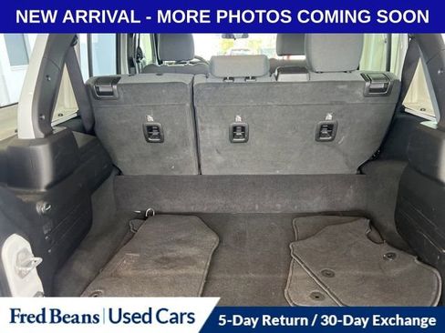 Used 2025 Jeep Wrangler Unlimited Sahara image 10