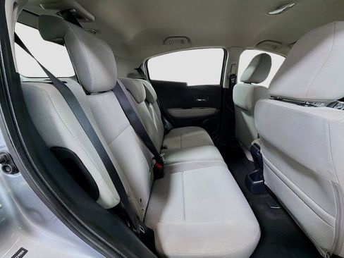 Used 2020 Honda HR-V LX image 28