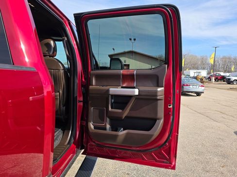 Used 2019 Ford F350 King Ranch w/ King Ranch Ultimate Package image 32