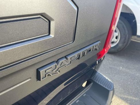 Used 2023 Ford F150 Raptor w/ Raptor 37 Performance Package AWD/4WD image 10