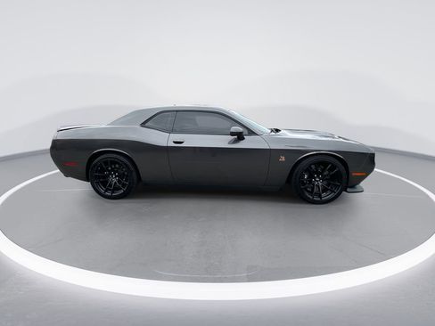 Used 2021 Dodge Challenger R/T Scat Pack w/ Dynamics Package image 9