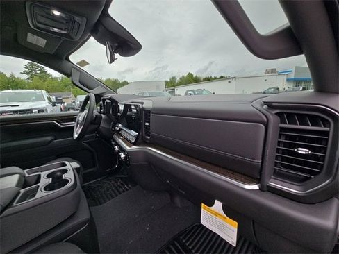 New 2026 GMC Sierra 1500 Elevation image 30