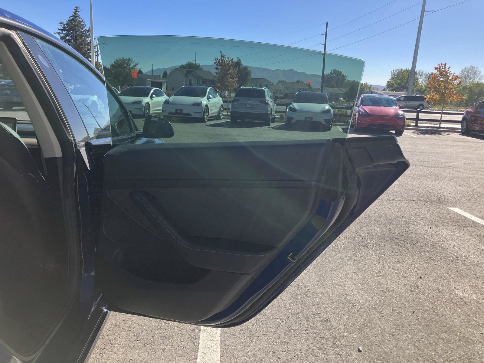 Used 2021 Tesla Model 3 Performance AWD/4WD image 18