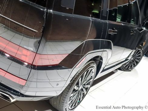 Used 2025 Hyundai Santa Fe Calligraphy image 10