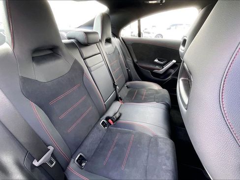 Used 2023 Mercedes-Benz CLA 250 image 22