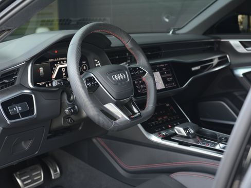 Used 2025 Audi RS 6 performance AWD/4WD image 4
